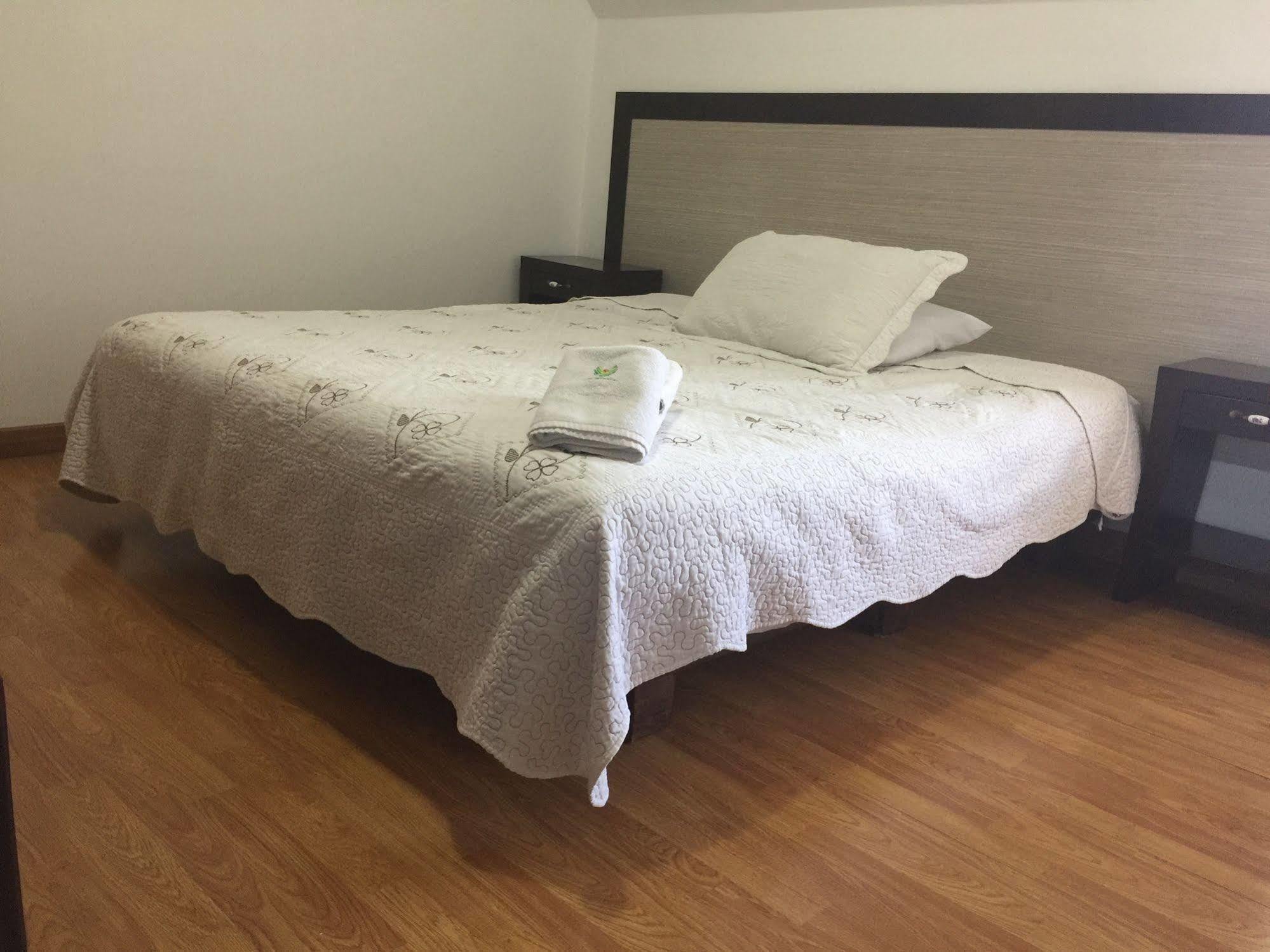 Hotel Eco Boutique Torre II Богота Экстерьер фото